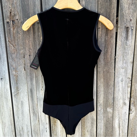NWT Commando Velvet Bodysuit Black S - Picture 6 of 10